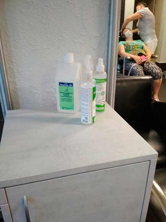 У п’яти перукарнях Гребінки виявили порушення карантину