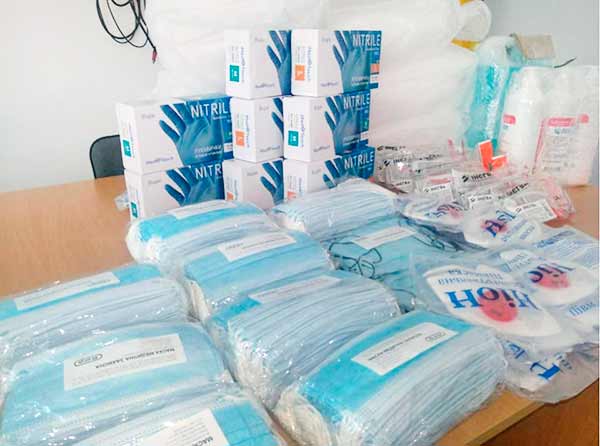 Медичних працівників Гребінківської ОТГ привітали із професійним свято