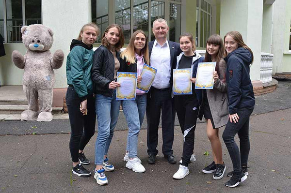 Обдарованих дітей Гребінківської ОТГ нагородили заслуженими преміями