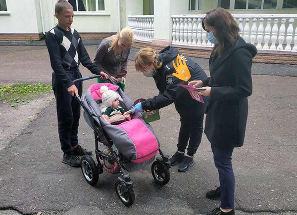 У Гребінці провели акцію «Розірви коло насильства"