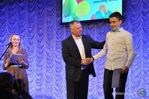 Обдарованих дітей Гребінківської ОТГ нагородили заслуженими преміями