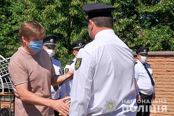 Підрозділи поліції отримали вісім нових службових автомобілів Підрозділи поліції отримали вісім нових службових автомобілів