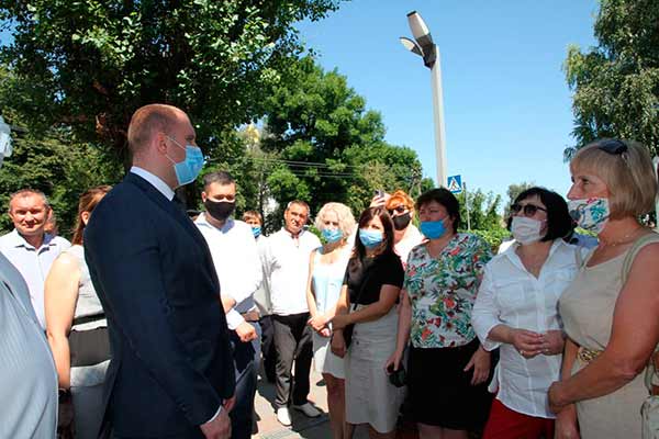 Голова Полтавської ОДА ознайомився із роботою «кращого ЦНАПу в ОТГ»