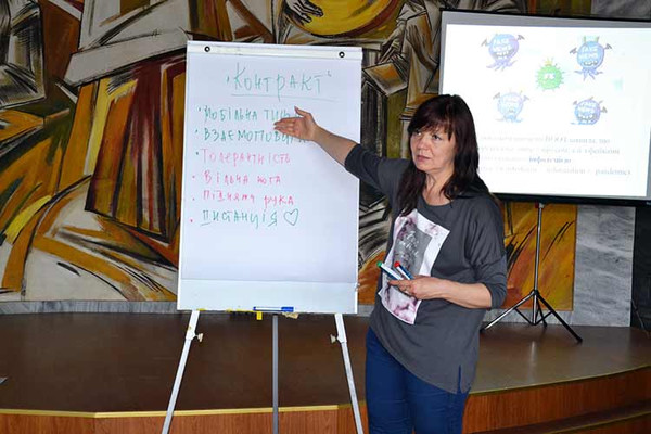 Працівники публічних бібліотек Лубенщини стають фактчекерами