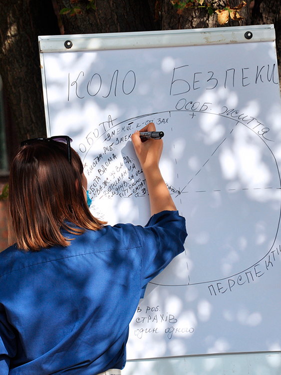 Підтримка місцевих волонтерських ініціатив допомоги літнім людям Підтримка місцевих волонтерських ініціатив допомоги літнім людям