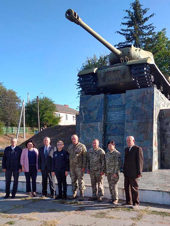 77 роковини визволення міста від фашистських загарбників 77 роковини визволення міста від фашистських загарбників