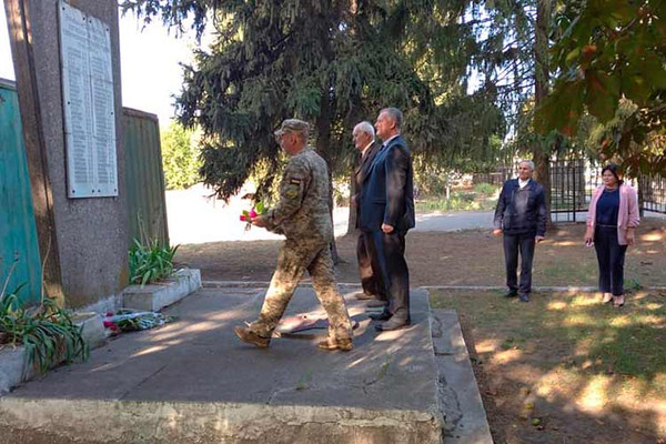 77 роковини визволення міста від фашистських загарбників 77 роковини визволення міста від фашистських загарбників