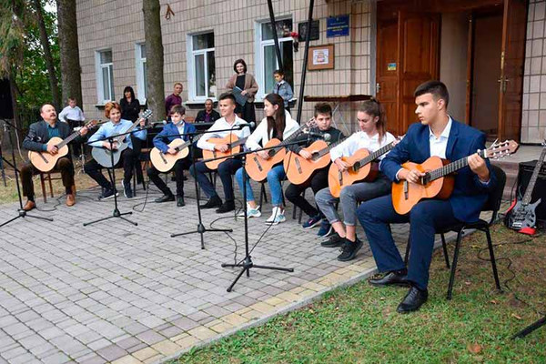 У Пирятинській школі мистецтв відсвяткували День музики