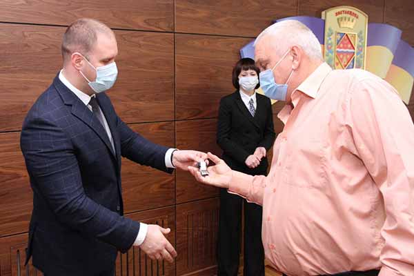 Освітні заклади Полтавщини отримали 15 нових шкільних автобусів