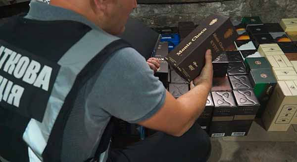 Припинено виробництво фальсифікату