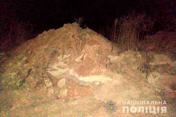 Незаконне вивезення піску у Лохвицькому районі