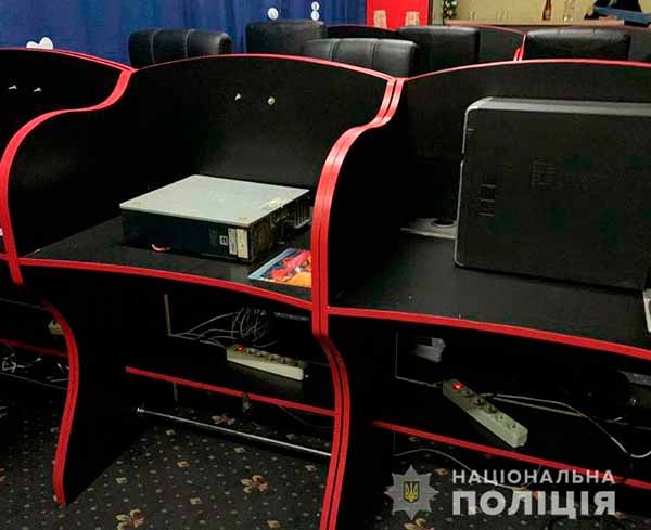 На Полтавщині припинили діяльність підпільних гральних закладів На Полтавщині припинили діяльність підпільних гральних закладів
