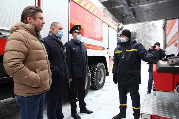 Рятувальники Полтавщини отримали пожежно-рятувальну техніку
