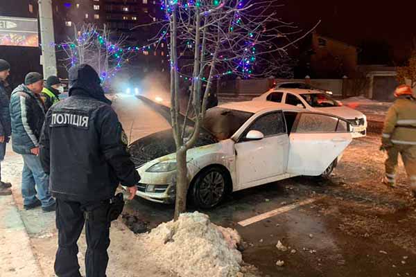 У Полтаві спалили машину депутату міської ради