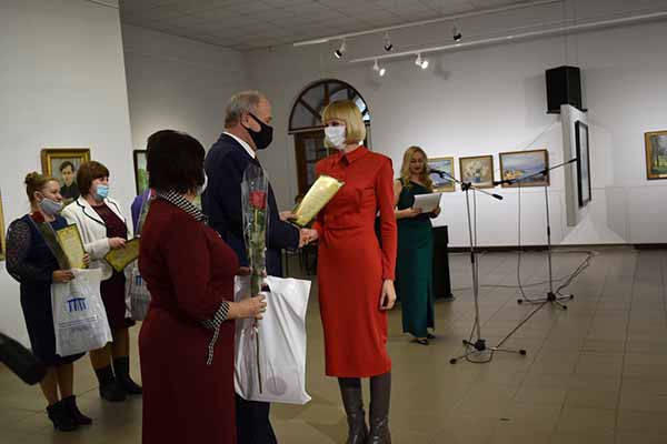 «Учитель року – 2021»: нагородили кращих вчителів Полтавщини