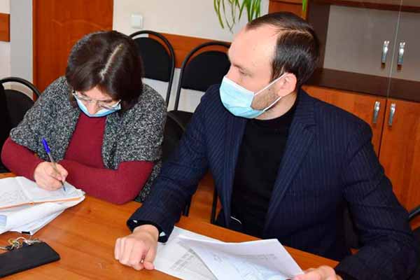 У Пирятинській лікарні визначилися із штатною чисельністю працівників