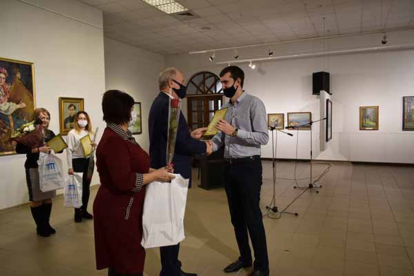 «Учитель року – 2021»: нагородили кращих вчителів Полтавщини