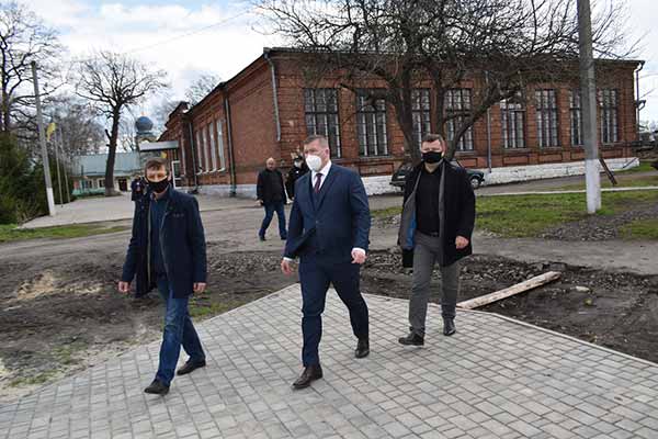 шкільний спортзал у Ромодані