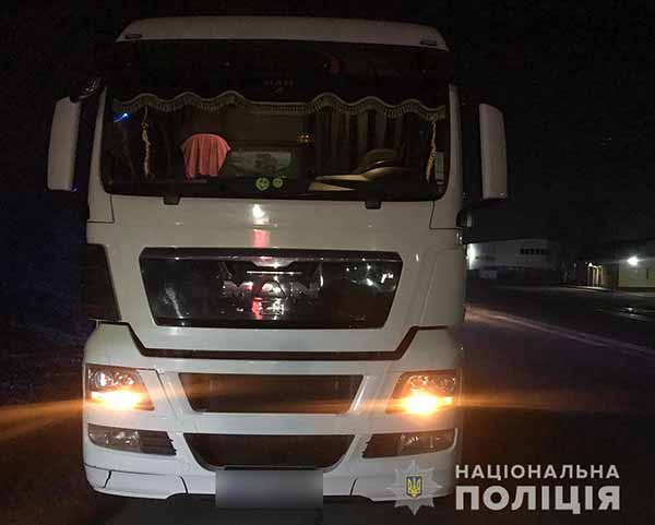 У Полтаві по вул. Половка вантажівка зіткнулася із велосипедистом