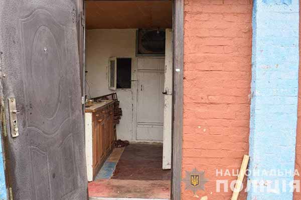 У Гребінці чоловік до смерті побив родича