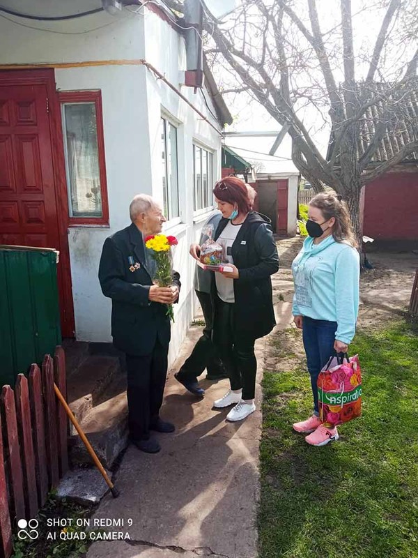 Візит до ветерана Другої світової війни Візит до ветерана Другої світової війни