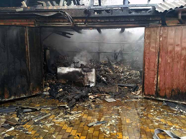 У Гребінці горів гараж