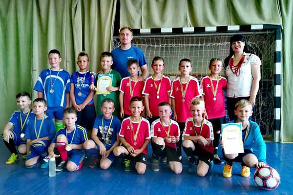 У Гребінківській громаді відсвяткували День молоді та День Конституції У Гребінківській громаді відсвяткували День молоді та День Конституції