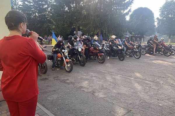 У Гребінківській громаді відсвяткували День молоді та День Конституції У Гребінківській громаді відсвяткували День молоді та День Конституції