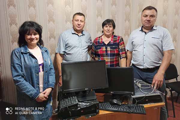 Бібліотеки Гребінківської ОТГ отримали комп’ютерну техніку