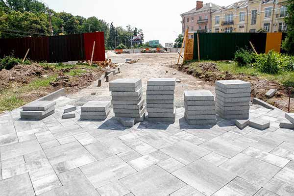 У Полтаві активно тривають роботи зі встановлення державного стяга У Полтаві активно тривають роботи зі встановлення державного стяга