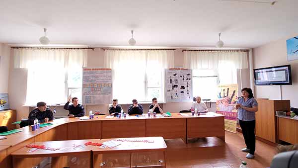 Для курсантів Кременчуцького льотного коледжу провели тренінг