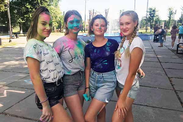 Фарби шоу, Гребінка