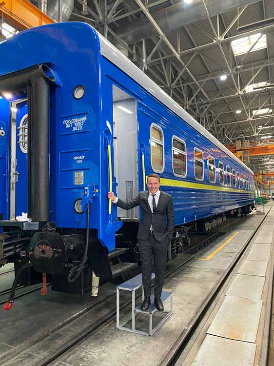 Крюківський завод почав виготовлення 100 сучасних вагонів