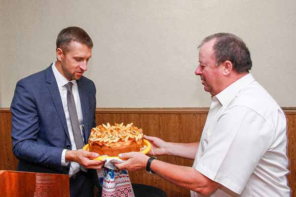 На Полтавщині урожайність ранніх зернових помітно вища за минулорічну На Полтавщині урожайність ранніх зернових помітно вища за минулорічну