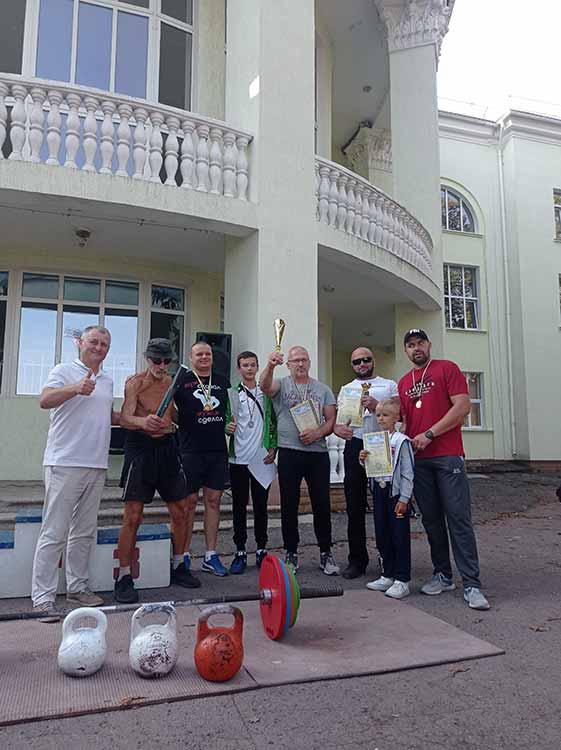 У Гребінці пройшли змагання з силового багатоборства