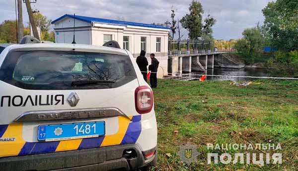 Смертельна ДТП: Автомобіль LADA Priora потонув у річці