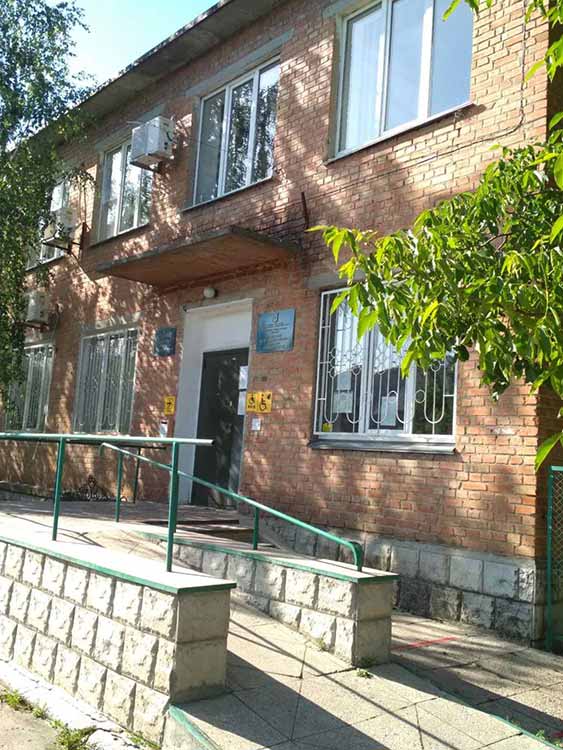 у Лубнах винесено частину нежитлової будівлі на аукціон