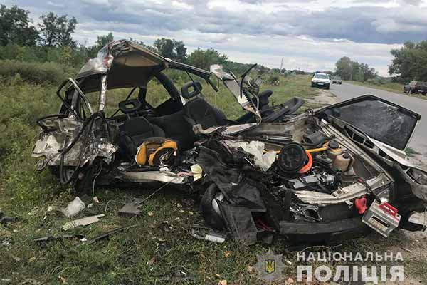 У смертельній ДТП під Кременчуком загинули двоє людей