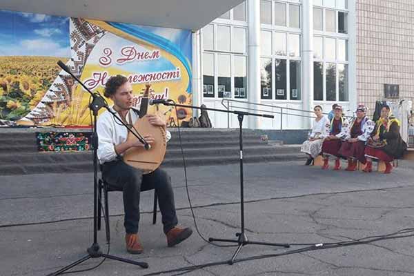 У Пирятині відбувся показ старовинної моди