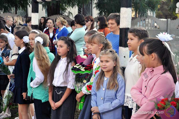 В опорному закладі Гребінківська ЗОШ №4 цікаво та змістовно пройшла лі