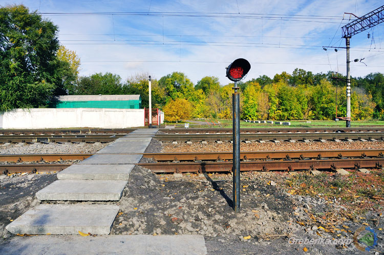 Перехід через колію