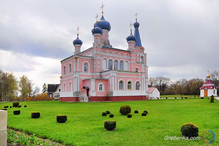 Храм Георгія Побідоносця (м. Гребінка, Полтавщина)
