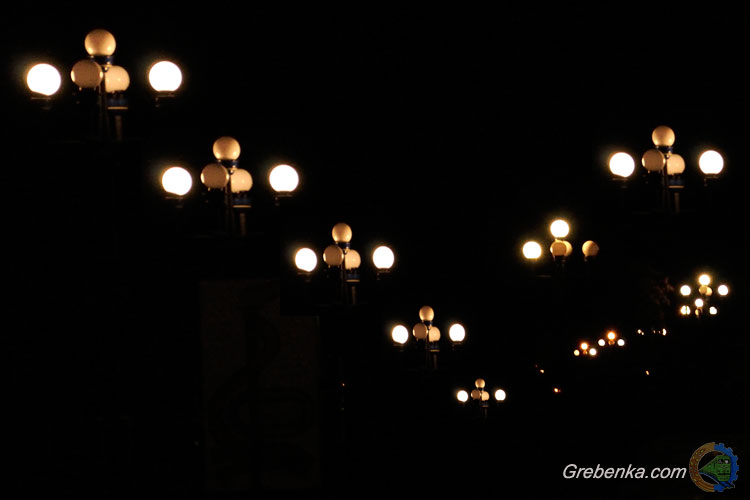 Нічна Гребінка (пров. Спортивний)