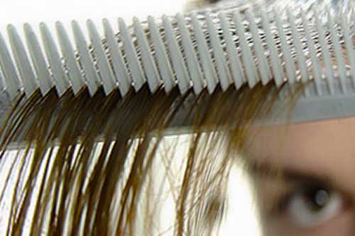  Почему <b>человек</b> лысеет, и как укрепить корни волос? 