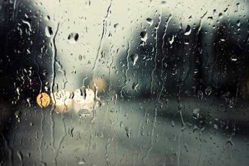  П’ять правил безпечної їзди автомобілем в <b>дощ</b> 