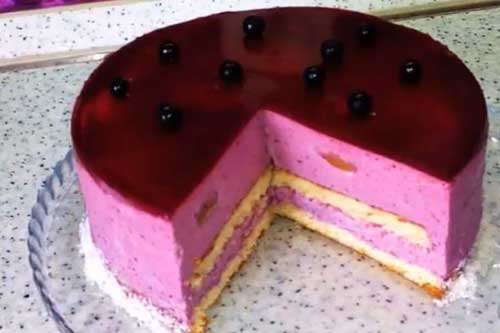 Муссовый торт "Чёрная смородина"