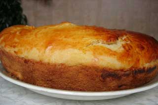  Очень вкусный, пышный пирог из дрожжевого <b>теста</b>, с начинкой из капусты и яйца 