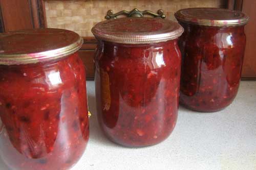 Аджика из слив