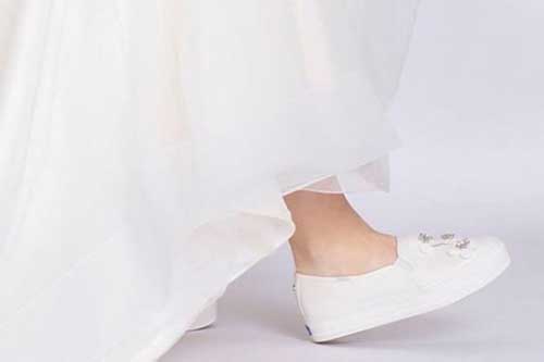  3 причины, почему кеды скоро заменят свадебные туфли 