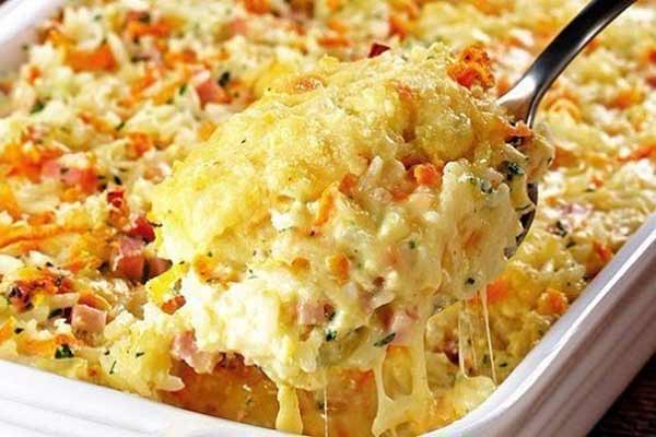 Запеканка из риса, ветчины и сыра